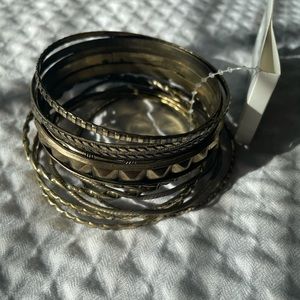 CHARLOTTE RUSSE NWT SET OF BANGLES